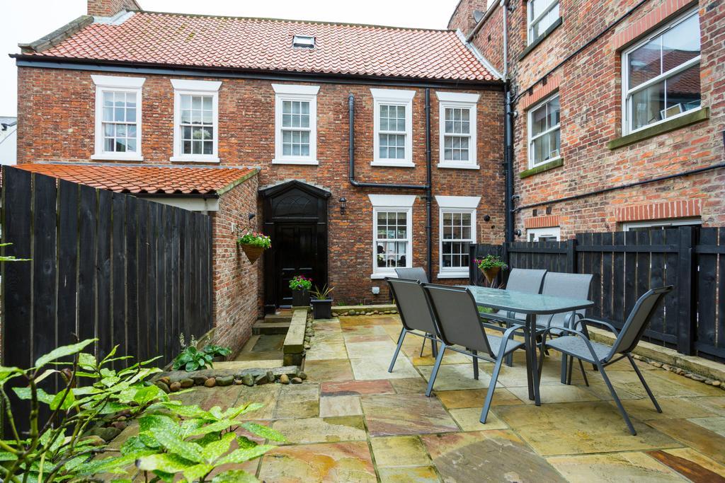 Villa Cintra House Whitby Exterior foto